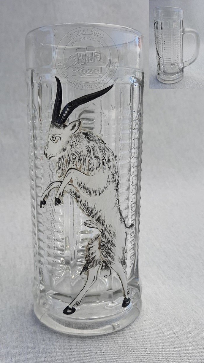 S00115 0,5L Ušák, broušený cejch 0´5 L
